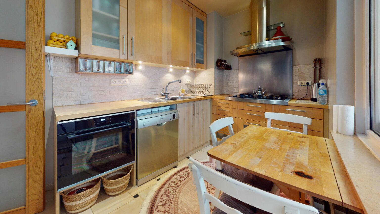 Franz-Guillaume-45-Kitchen 1